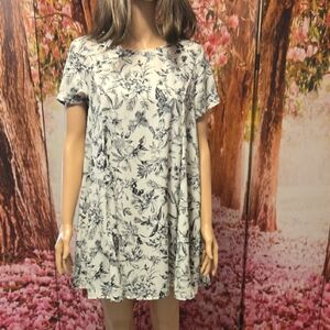 #006 Lush Black and White Floral Fabric